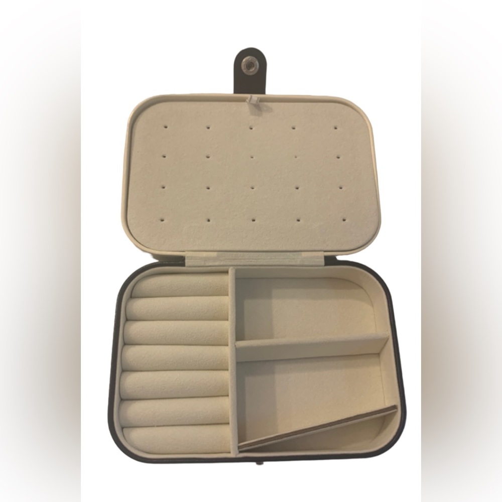 BRAND NEW navy and white jewelry case